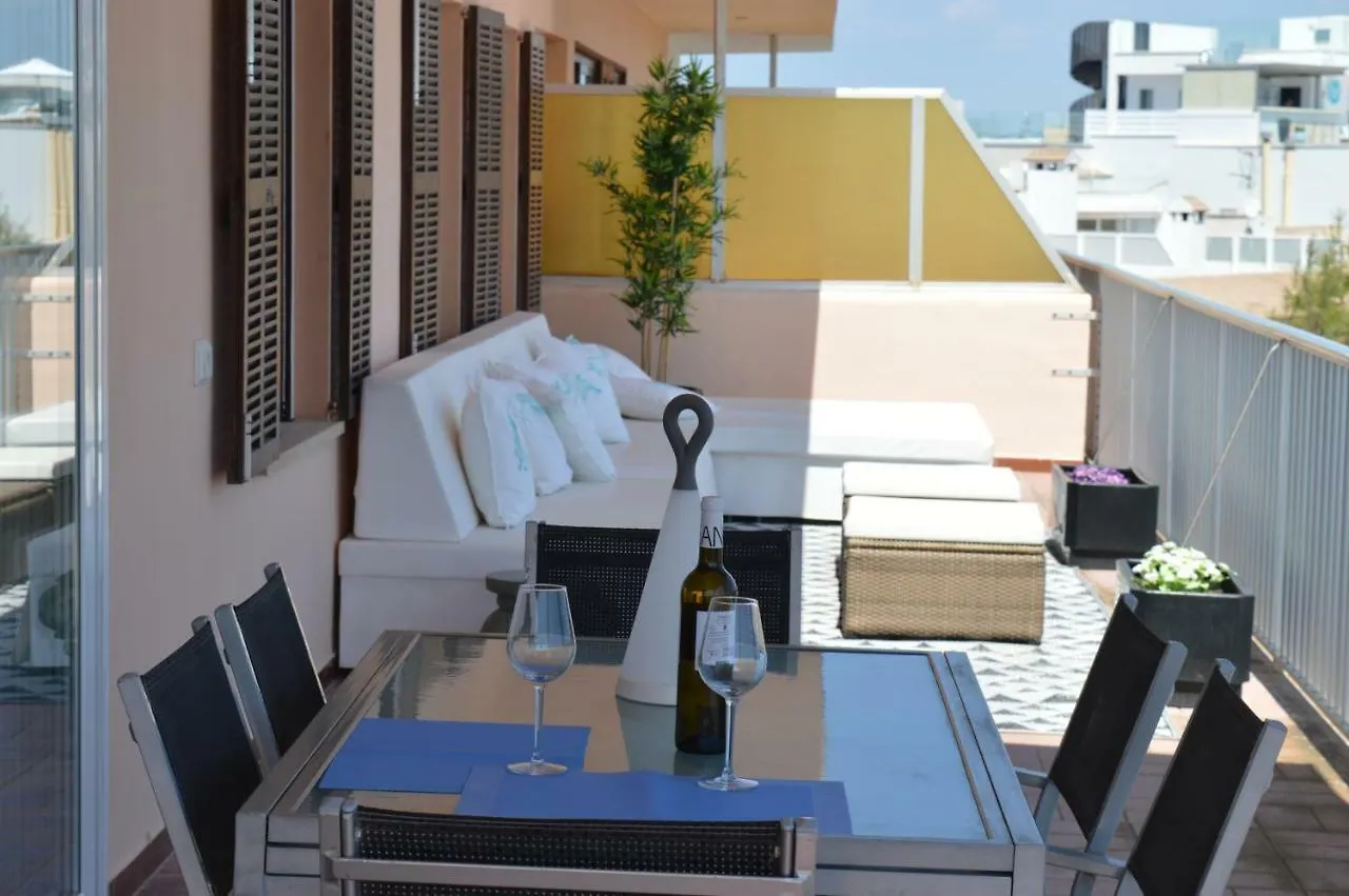 White - Enjoytheseaincolonia We Rent Only From Sat To Sat Apartment Colonia de Sant Jordi