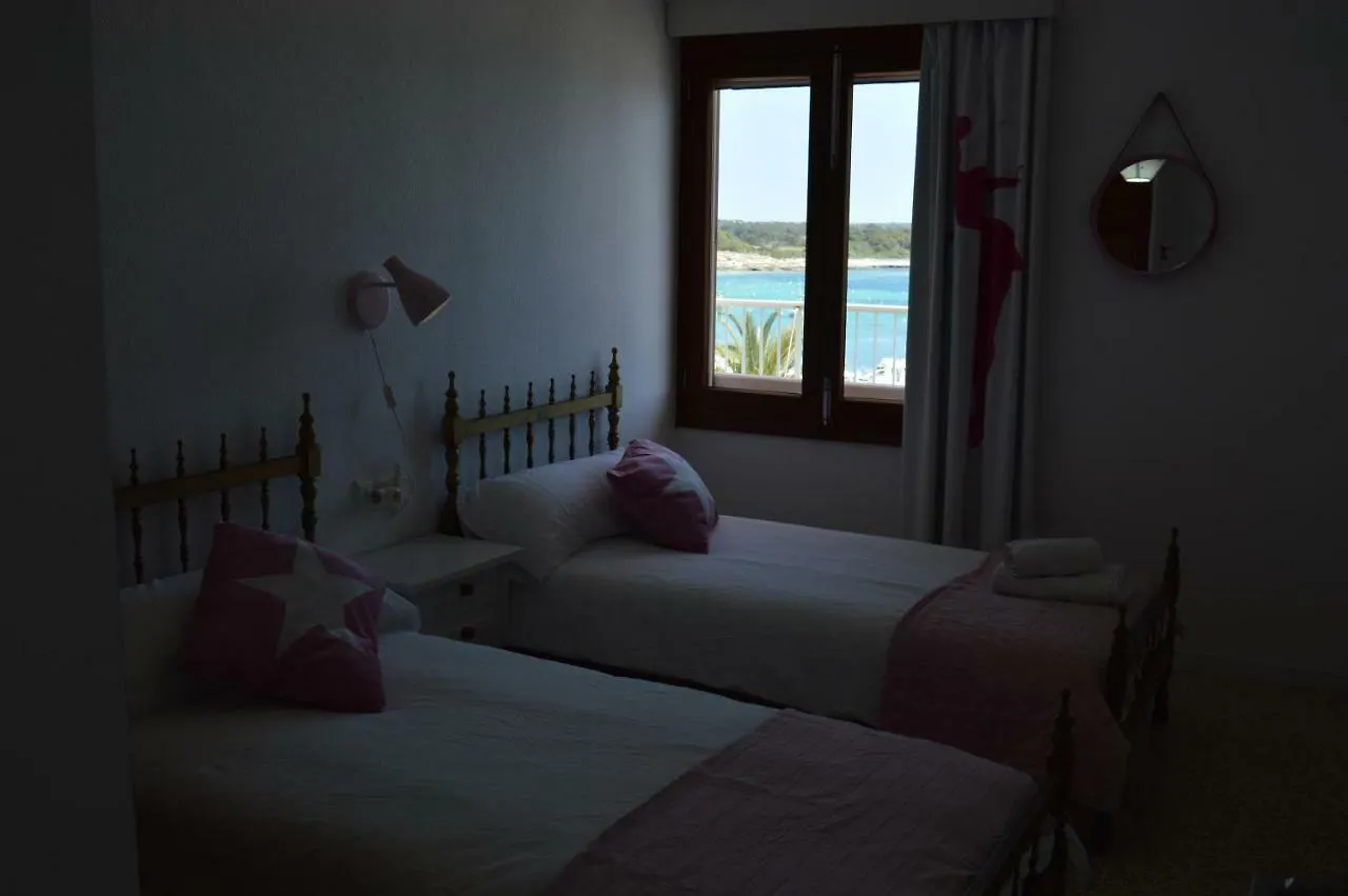 White - Enjoytheseaincolonia We Rent Only From Sat To Sat Apartment Colonia de Sant Jordi