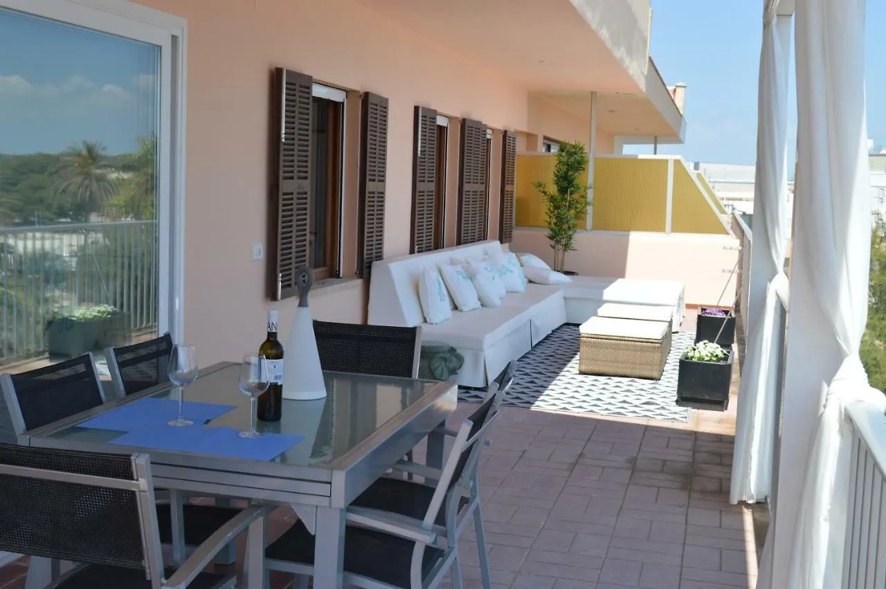 White - Enjoytheseaincolonia We Rent Only From Sat To Sat Apartment Colonia de Sant Jordi